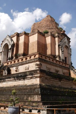 Wat Chedi Luang 1-1